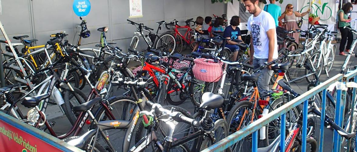 Garderoba de biciclete (1)